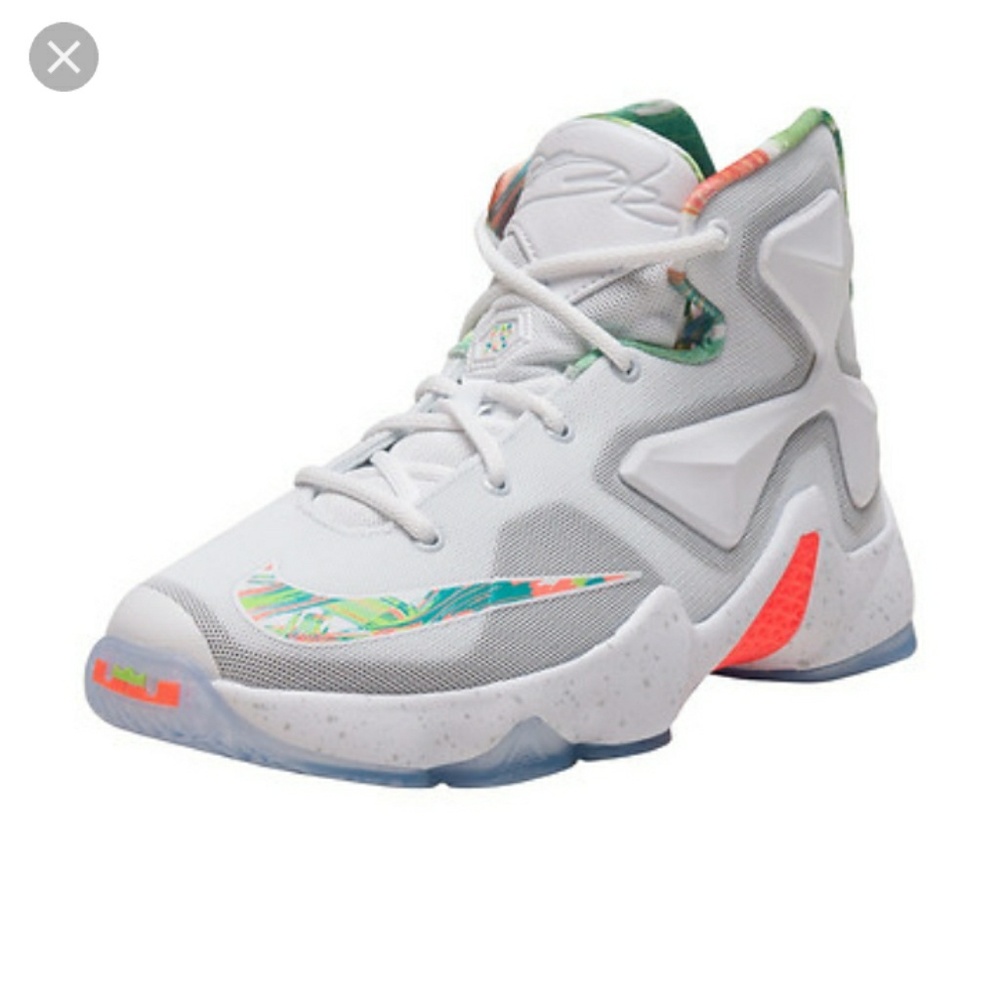 Nike Lebron XIII